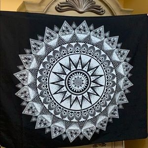 Black & white tapestry!